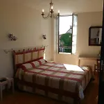 Le Relais De La Tour 3*