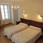 Le Relais De La Tour Hotel