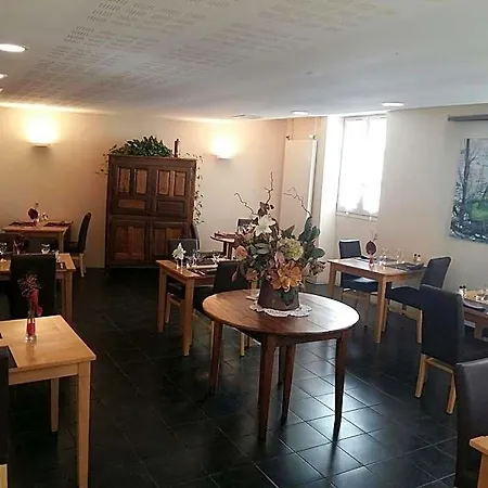 Le Relais De La Tour Отель