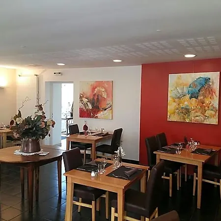 Отель Le Relais De La Tour